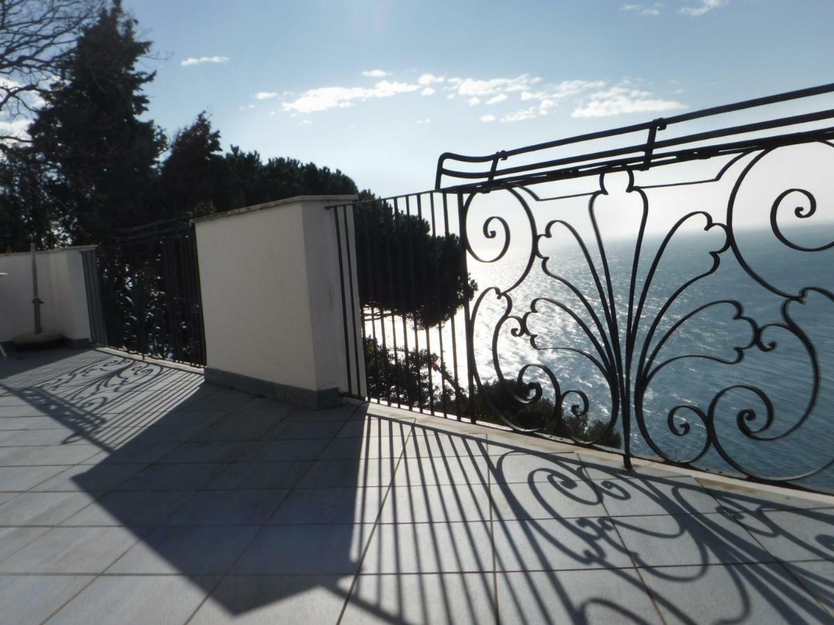 Villa Eliodora - Due Appartamenti Arenzano Bagian luar foto